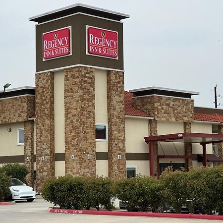 Regency Inn & Suites Humble Fm1960 - Iah Airport Экстерьер фото