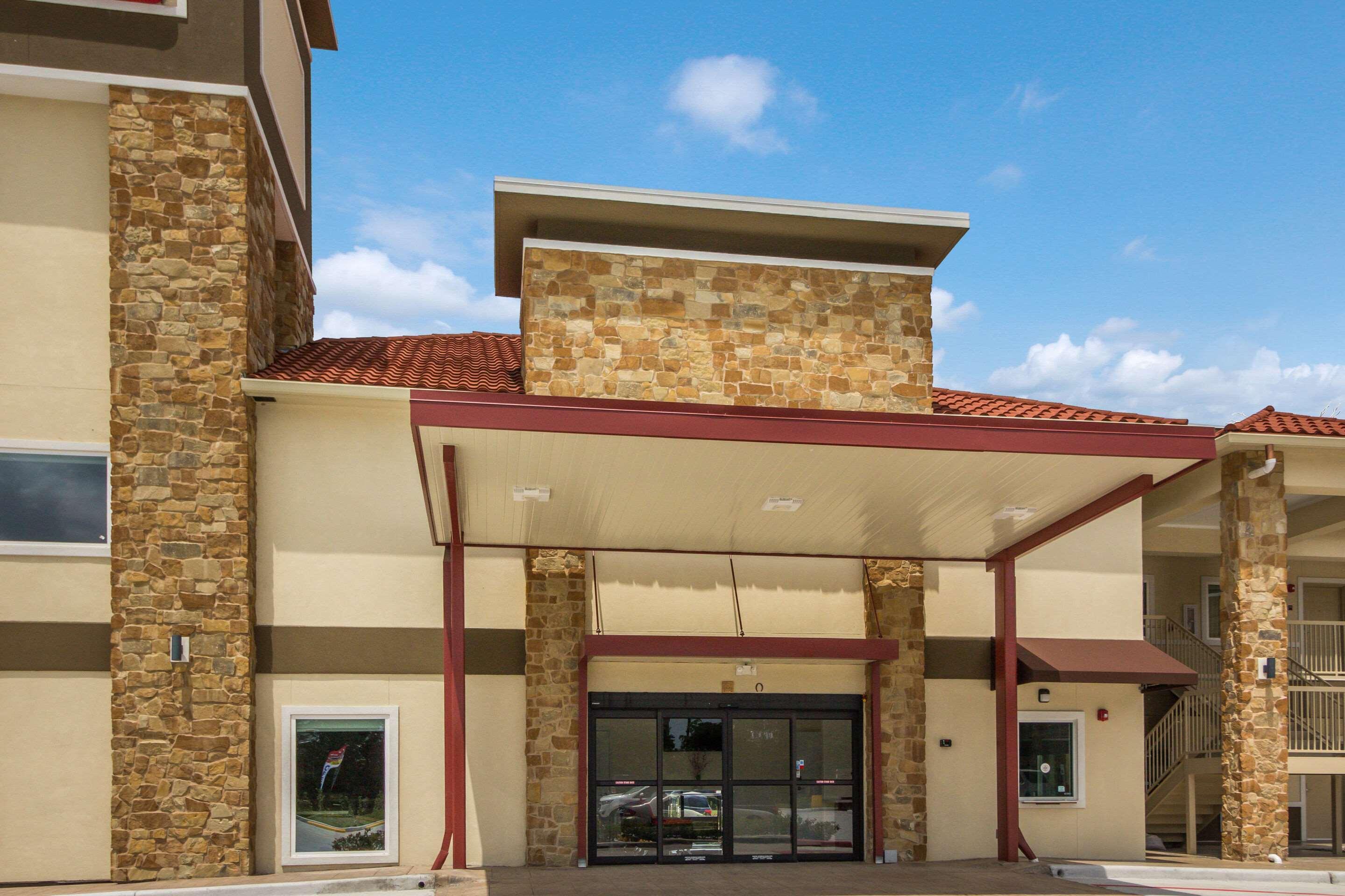 Regency Inn & Suites Humble Fm1960 - Iah Airport Экстерьер фото